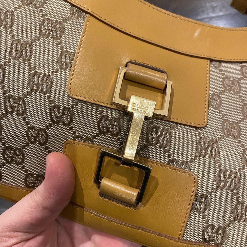 Gucci Purse - Picture 4 of 13